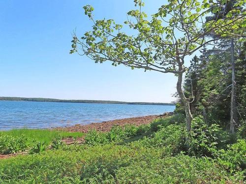 76 Acres Perry Lane, Lennox Passage, NS 