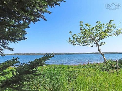 76 Acres Perry Lane, Lennox Passage, NS 