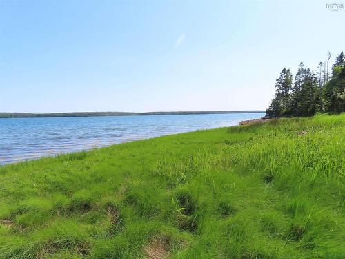 76 Acres Perry Lane, Lennox Passage, NS 