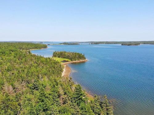 76 Acres Perry Lane, Lennox Passage, NS 