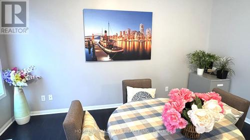 461 Garth Massey Drive, Cambridge, ON - Indoor Photo Showing Dining Room