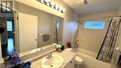 461 Garth Massey Drive, Cambridge, ON - Indoor Photo Showing Bathroom