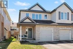 374 HORSESHOE CRESCENT Ottawa, ON K2S 0B5