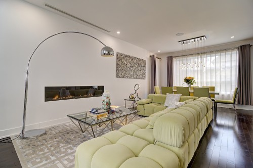 Salon - 5950 Rue Castello, Brossard, QC - Indoor Photo Showing Living Room With Fireplace