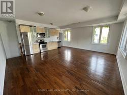 215 HEWARD AVENUE Toronto, ON M4M 2T6
