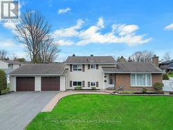 2191 BICKERTON AVENUE Ottawa, ON K1J 6Y1