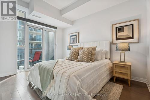 409 - 10 Concord Place, Grimsby, ON - Indoor Photo Showing Bedroom