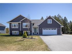 44 Leah BLVD Quispamsis, NB E2E 6E7