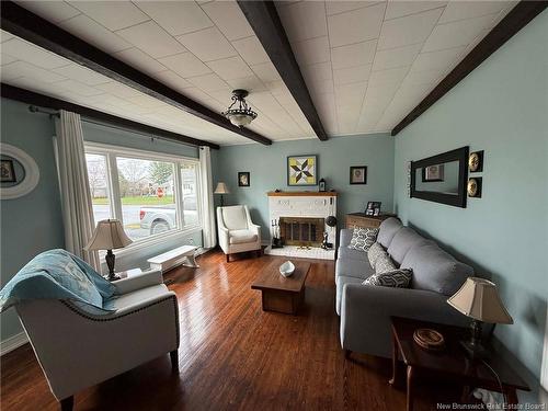 77 Hillcrest St, Hartland, NB 