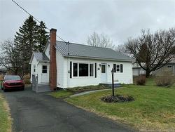 77 Hillcrest ST Hartland, NB E7P 1M9