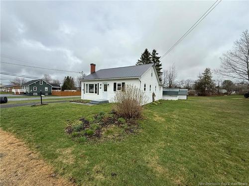 77 Hillcrest St, Hartland, NB 