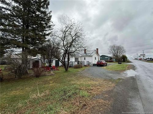 77 Hillcrest St, Hartland, NB 