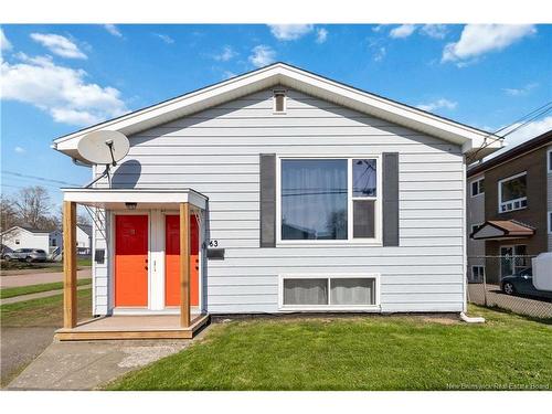 63 Atkinson AVE  Moncton, NB E1C 7S2