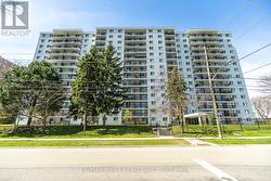 310 - 1100 CAVEN STREET  Mississauga, ON L5G 4N3