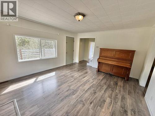 678 Dick Road, Quesnel, BC - Indoor Photo Showing Other Room