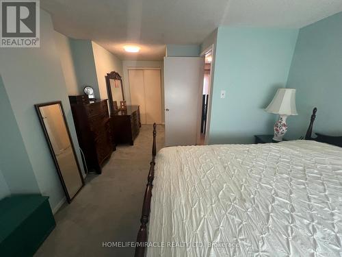 30 - 59 Kenninghall Boulevard, Mississauga, ON - Indoor Photo Showing Bedroom