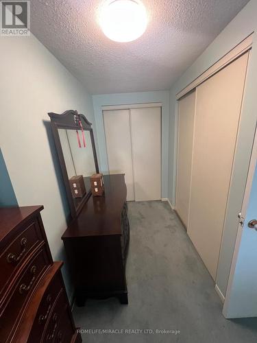 30 - 59 Kenninghall Boulevard, Mississauga, ON - Indoor Photo Showing Other Room