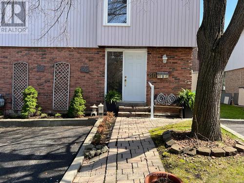 30 - 59 Kenninghall Boulevard, Mississauga, ON - Outdoor