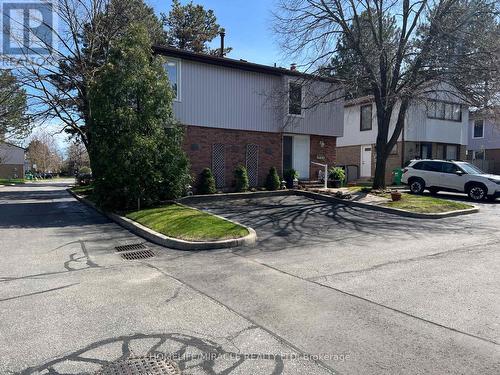 30 - 59 Kenninghall Boulevard, Mississauga, ON - Outdoor