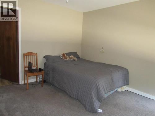 2565 3A Highway, Castlegar, BC - Indoor Photo Showing Bedroom