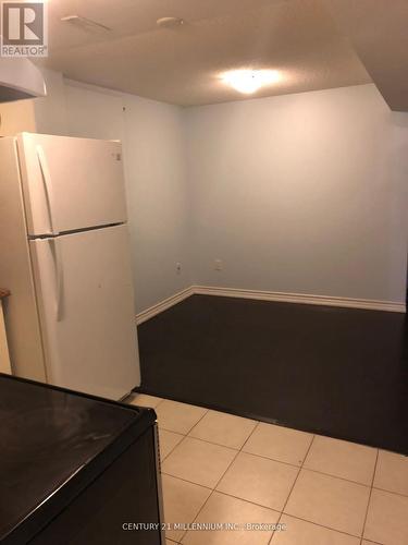 16 Albery Road, Brampton, ON - Indoor Photo Showing Other Room