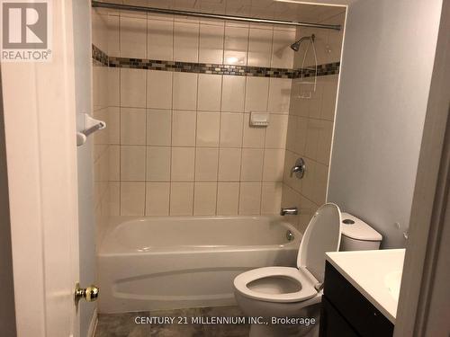 16 Albery Road, Brampton, ON - Indoor Photo Showing Bathroom