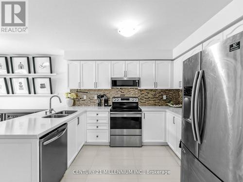 16 Albery Road, Brampton, ON - Indoor Photo Showing Kitchen With Double Sink