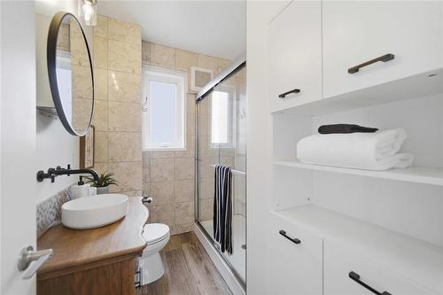 187 Dollard Boulevard, Winnipeg, MB - Indoor Photo Showing Bathroom