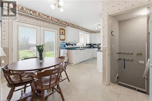 516 Mud Street E, Hamilton, ON - Indoor Photo Showing Other Room