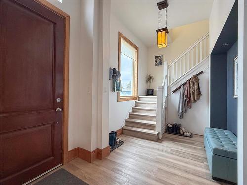 141 Main Street, Rivers, MB - Indoor Photo Showing Other Room