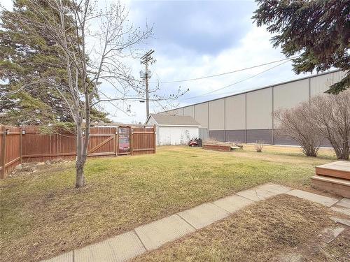 141 Main Street, Rivers, MB - Outdoor