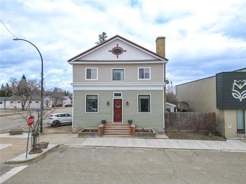 141 Main Street, Rivers, MB - Outdoor