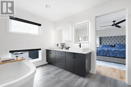 541 Barrage Street, Casselman, ON - Indoor Photo Showing Bathroom