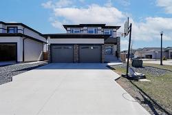 46 Turnstone Terrace  Winnipeg, MB R3Y 0S1