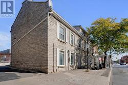 1 - 153 BROCK STREET Kingston (Central City East), ON K7L 1S2
