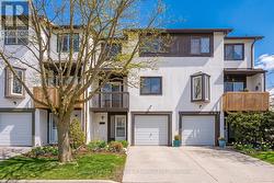 24 - 2651 AQUITAINE AVENUE  Mississauga (Meadowvale), ON L5N 1V5