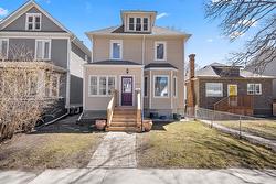 864 Fleet Avenue  Winnipeg, MB R3M 1L5