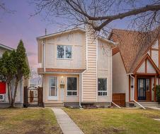 30 Northcliffe Drive  Winnipeg, MB R2C 4J4