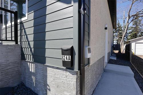 624 Magnan Street, Winnipeg, MB - Outdoor With Exterior