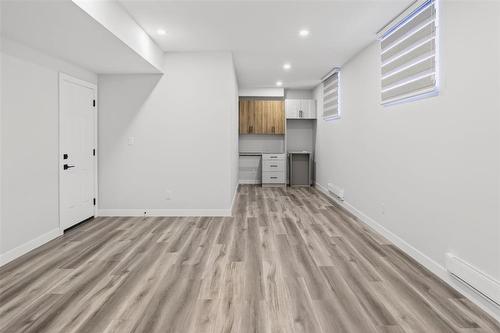 commong area - 624 Magnan Street, Winnipeg, MB - Indoor Photo Showing Other Room