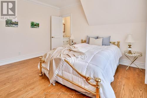 1511 Broadmoor Avenue, Mississauga, ON - Indoor Photo Showing Bedroom