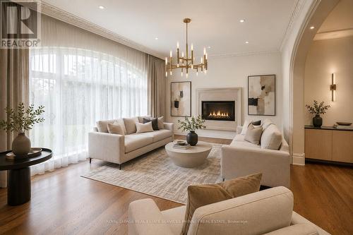 VIRTUALLY STAGED - 1511 Broadmoor Avenue, Mississauga, ON - Indoor Photo Showing Dining Room