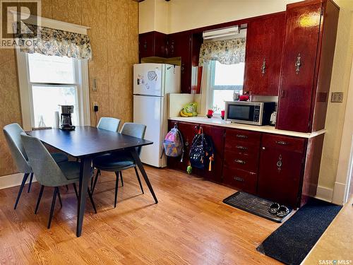 305 3Rd Avenue Ne, Swift Current, SK - Indoor