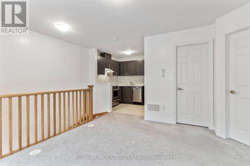 B - 526 White'S Hill Avenue, Markham, ON - Indoor