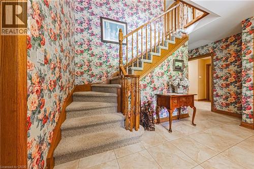 1960 Cream Street, Pelham, ON - Indoor Photo Showing Other Room