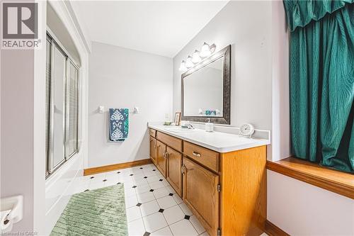 1960 Cream Street, Pelham, ON - Indoor Photo Showing Bathroom