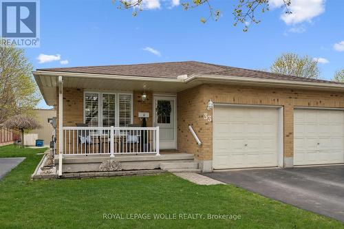 33 KINGFISHER DRIVE  Woolwich, ON N3B 3K4