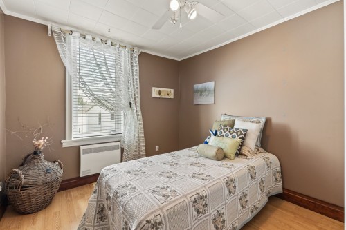Chambre à coucher - 267 Rue Champlain, Gatineau (Hull), QC - Indoor Photo Showing Bedroom