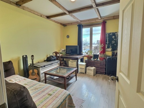 Bureau - 2866 Av. Larivière, Rouyn-Noranda, QC - Indoor