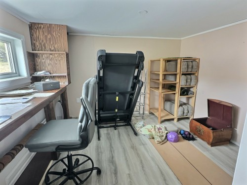 Bureau - 2866 Av. Larivière, Rouyn-Noranda, QC - Indoor
